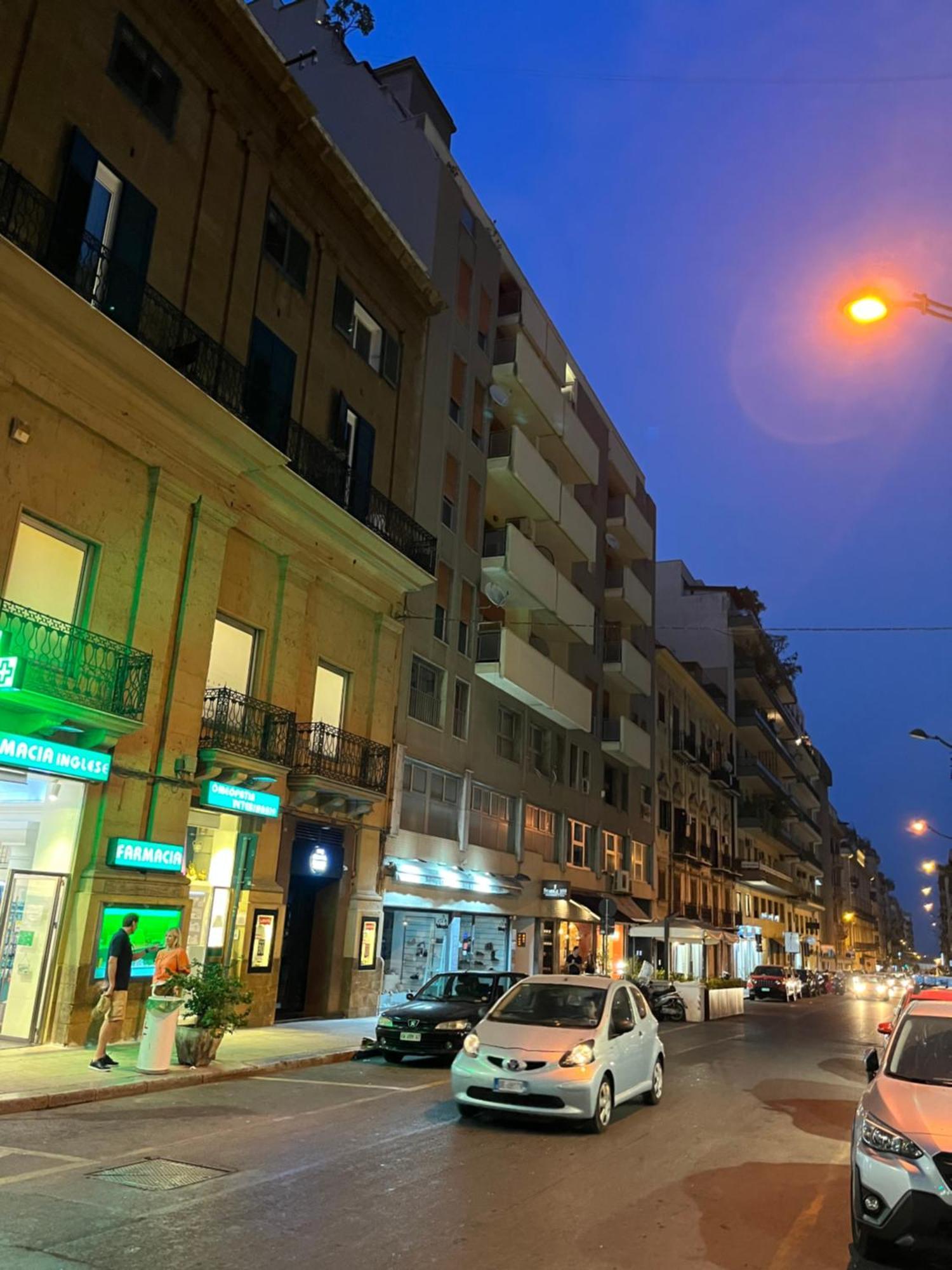 4 Country Side - City Center パレルモ エクステリア 写真